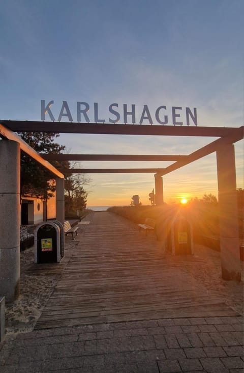 Beach, Area and facilities