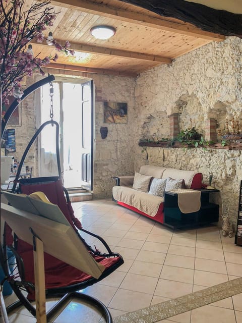 Lobby or reception, Internal: Not applicable to any particular room