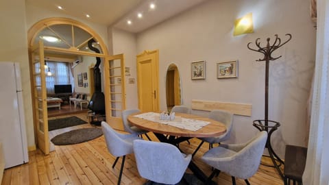 TOMOVI HOME - Three bedrooms City center Apartment in Plovdiv