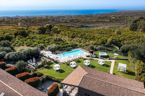Property building, Spring, Day, Natural landscape, Bird's eye view, Garden, Hot Tub, View (from property/room), View (from property/room), City view, City view, Garden view, Landmark view, Pool view, Sea view, Sea view, Swimming pool, Open Air Bath, Open Air Bath, Public Bath, Inner courtyard view, sunbed
