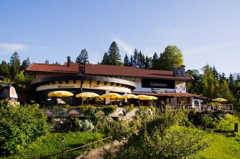 Property building, Facade/entrance, View (from property/room)