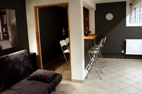 Living room, Photo of the whole room