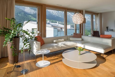 Edelweiss Mountain Suites 06-08 Apartment in Canton of Grisons