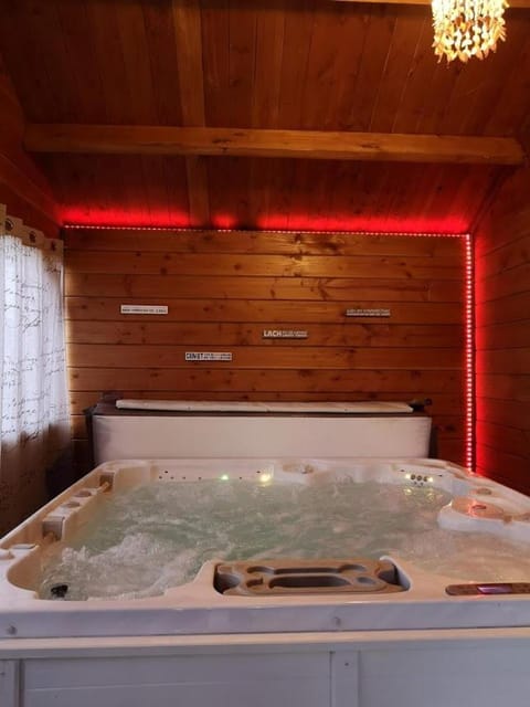 Het Filipijns Slaaphuisje Bed and Breakfast in Flanders