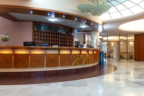 Lobby or reception, Lobby or reception