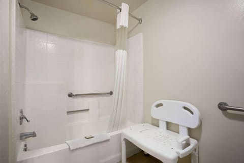 Bathroom, Photo of the whole room, On site