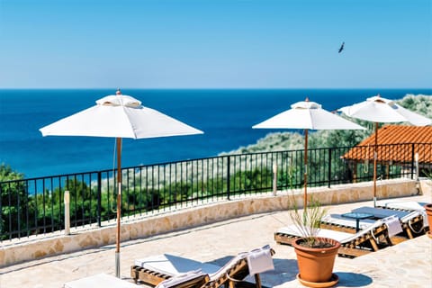 Day, Natural landscape, View (from property/room), Balcony/Terrace, Sea view, Swimming pool, sunbed