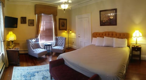 Inn on Bellevue Bed and Breakfast in Newport