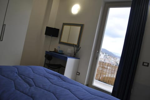 La Finestra Sul Golfo Affittacamere Bed and Breakfast in La Spezia