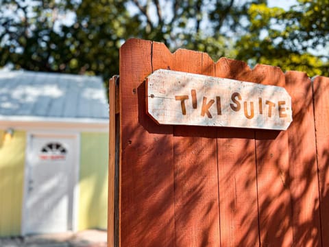 Sunset Cove Beach Resort Motel in Key Largo