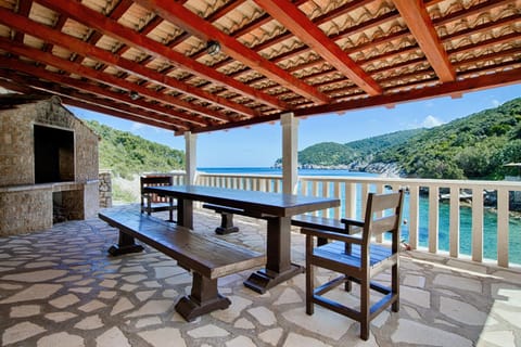 BBQ facilities, Balcony/Terrace, Sea view