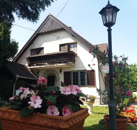 Facade/entrance, Garden view