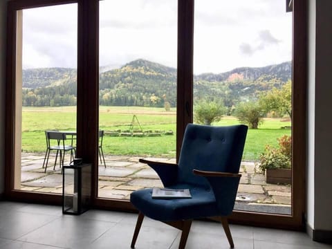 Seating area, Mountain view
