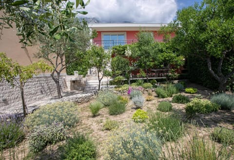 Garden, View (from property/room), Garden view, Garden view
