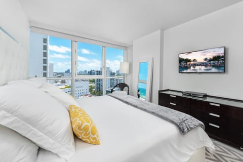 4B Super Premium Private Condo at the Setai Apartment in South Beach Miami