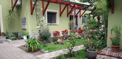 Property building, Garden