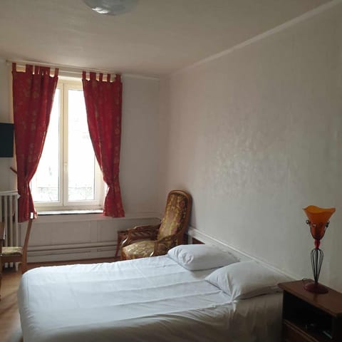 Seating area, Bedroom