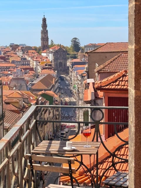 Day, View (from property/room), Balcony/Terrace, City view, Street view, Alcoholic drinks, Non alcoholic drinks