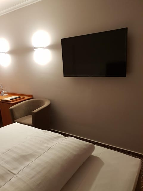 TV and multimedia, Bedroom