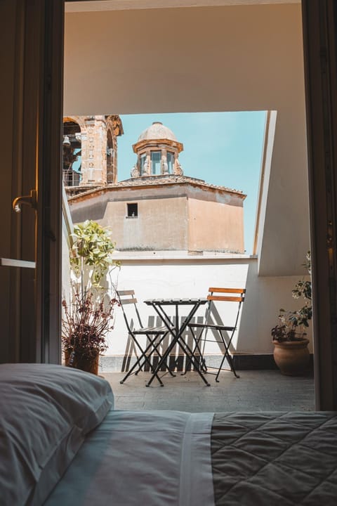 Bed, Day, View (from property/room), Balcony/Terrace, Bedroom