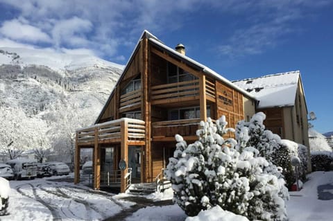 Property building, Winter, Skiing, View (from property/room)