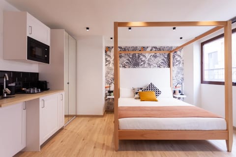 Kitchen or kitchenette, Photo of the whole room, wardrobe