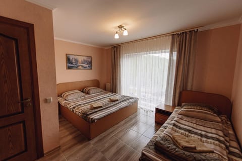 Bed, Photo of the whole room, towels