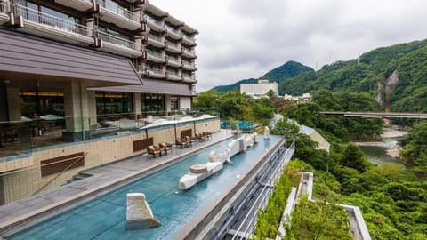 Hot Spring Bath, Open Air Bath