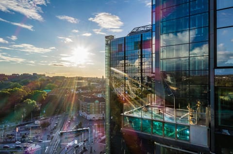 Property building, Day, City view, Pool view