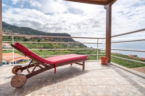 Balcony/Terrace, Mountain view, Sea view