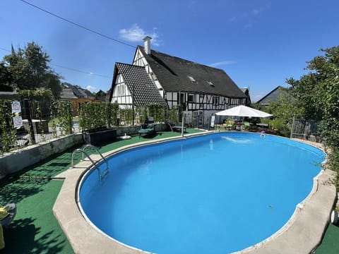 Pool view, Swimming pool