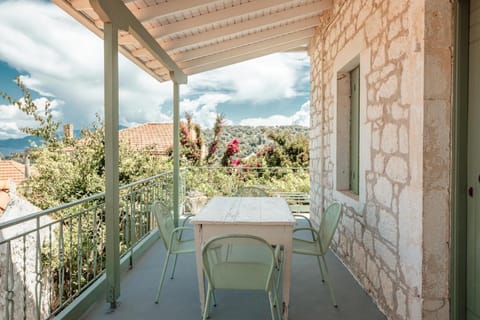Balcony/Terrace, Dining area