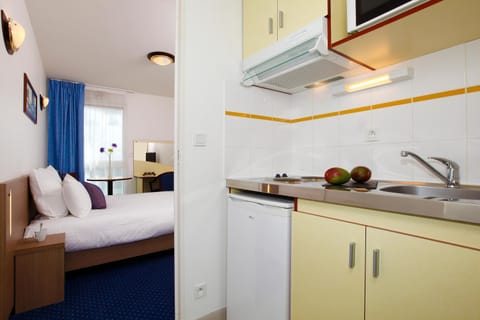 Kitchen or kitchenette, Photo of the whole room