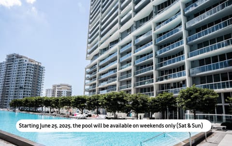 Pool view, Swimming pool