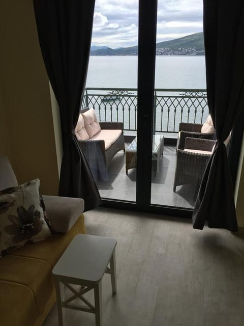 Balcony/Terrace, Living room, Seating area