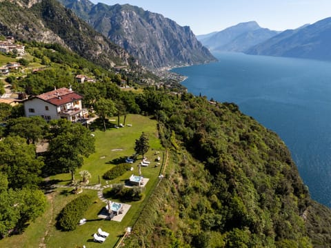 Natural landscape, Lake view, Mountain view