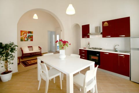 Kitchen or kitchenette, Living room, Dining area