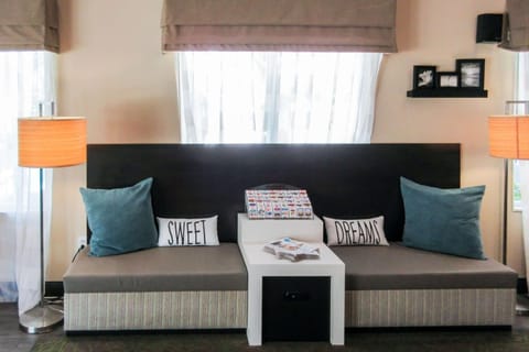 Lobby or reception, On site