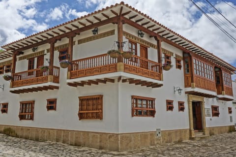 Facade/entrance, Street view