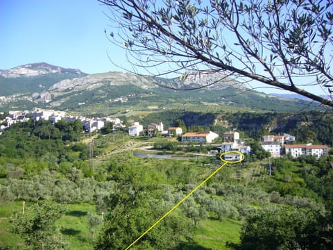 BBQ facilities, Fishing, Horse-riding, Balcony/Terrace, Tennis court, Hiking, Cycling, Pets, Mountain view