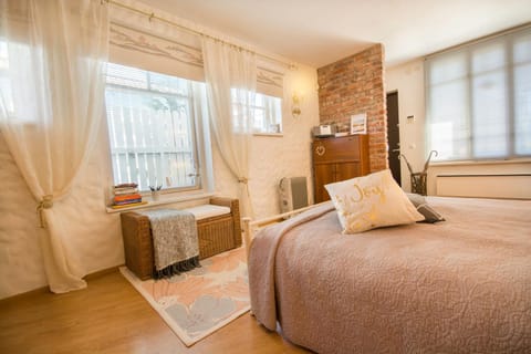 Summer, Library, Coffee/tea facilities, Living room, Bedroom, On site, bunk bed