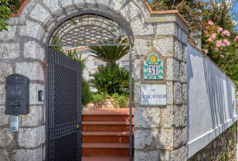 Acquaviva 31 Bed and Breakfast in Marina Grande