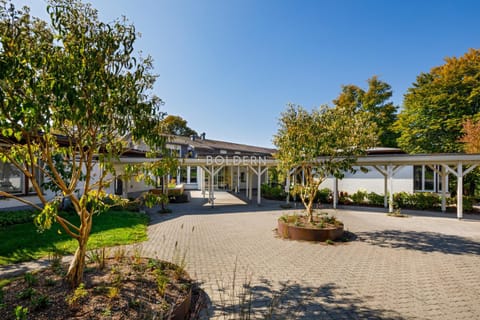 Property building, Facade/entrance, Natural landscape