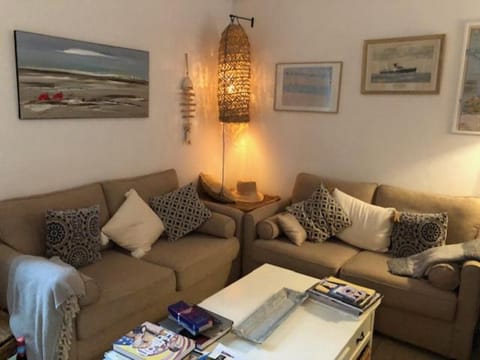 La Maison Bleue, authentique et charmante maison de pêcheur House in Deauville