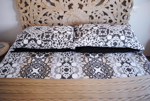 Bed, Decorative detail