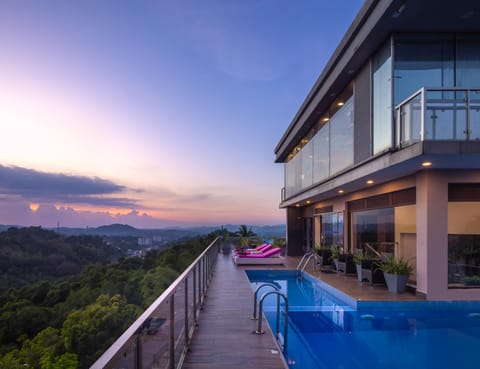Activities, Pool view, Swimming pool, Sunrise