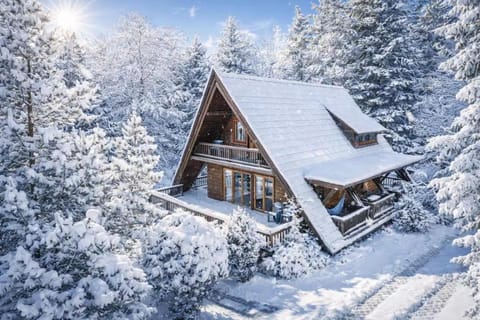 Property building, Winter, Parking