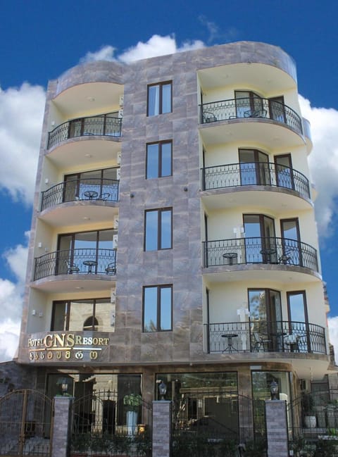 Property building, Day