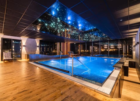 Spa and wellness centre/facilities, Pool view, Swimming pool