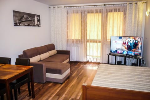 Apartament z ogródkiem w Parku Zdrojowym Apartment in Swinoujscie